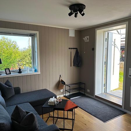 Aurora Apartment Very Close To Cable Car And Sherpatrappa Tromsø Buitenkant foto