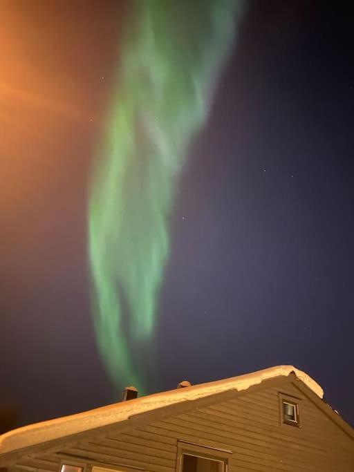 Aurora Apartment Very Close To Cable Car And Sherpatrappa Tromsø Buitenkant foto
